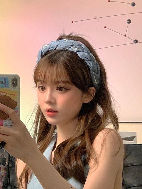 王钟瑶国产精品视频XXXXX,王钟瑶倾情演绎XXXXX